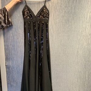Morgan & co elegant evening gown black sequin